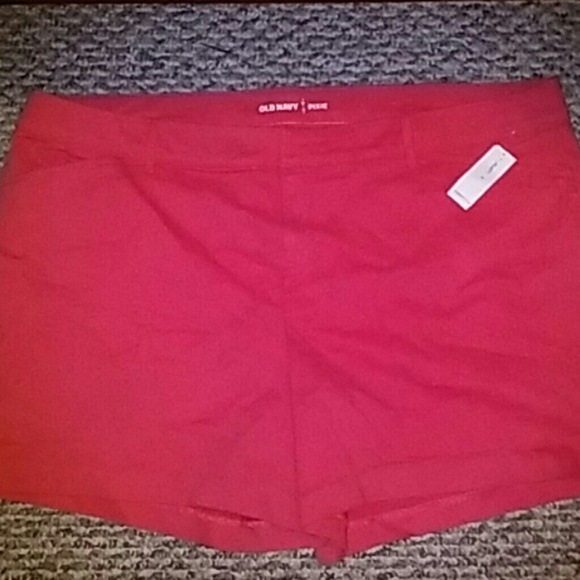 Shorts - Picture 2 of 4